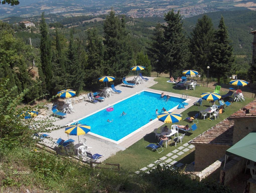 Agriturismo Monte Acuto Umbertide Luaran gambar