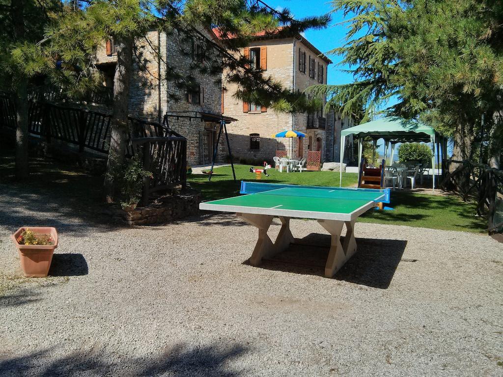 Agriturismo Monte Acuto Umbertide Luaran gambar