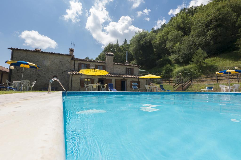 Agriturismo Monte Acuto Umbertide Luaran gambar