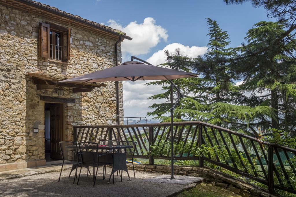 Agriturismo Monte Acuto Umbertide Bilik gambar