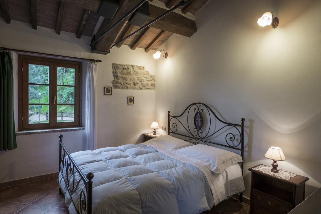 Agriturismo Monte Acuto Umbertide Bilik gambar