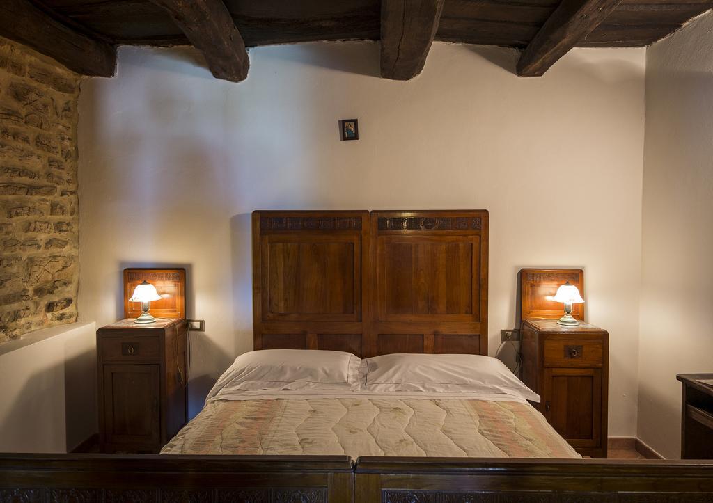 Agriturismo Monte Acuto Umbertide Bilik gambar